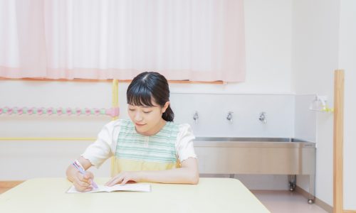 伊丹はぐくみ保育園の職員の様子